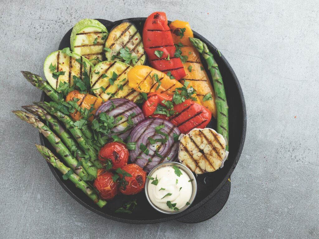 grilled vegetables white sauce asparagus, zucchini, pepper, onion, tomatoes